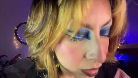 Cinna online show from November 16, 5:40 pm