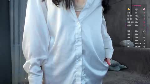 Sophia online show from February 5, 2:11 pm