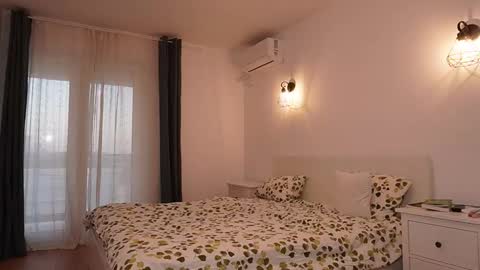 Snapshot of moondao chatting on October 22, 4:57 am Anna online show from October 22, 4:57 am