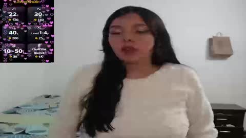 moondreams21 online show from September 13, 11:26 pm