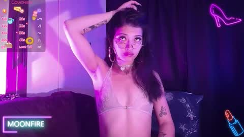 Nicky  online show from November 5, 2:55 am