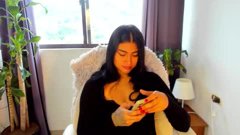 moonie_baddie31 online show from September 27, 8:47 pm