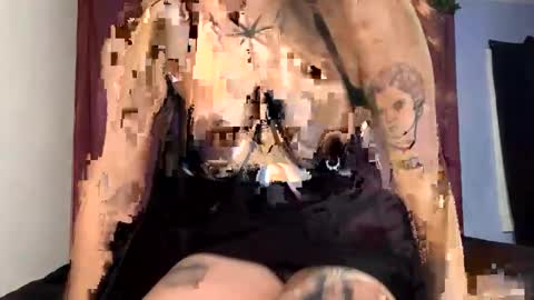 Snapshot of moonkitty6969 chatting on September 17, 12:45 am Moonkitty online show from September 17, 12:45 am