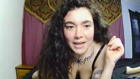 Snapshot of moonkitty6969 chatting on March 23, 10:25 pm Moonkitty online show from March 23, 10:25 pm