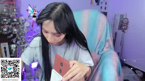 Snapshot of moonlady_ chatting on November 23, 11:48 pm MOON online show from November 23, 11:48 pm