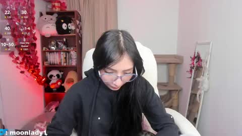 MOON  online show from June 1, 12:56 am