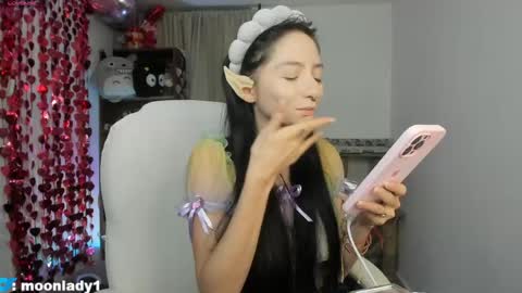MOON  online show from June 5, 11:32 pm