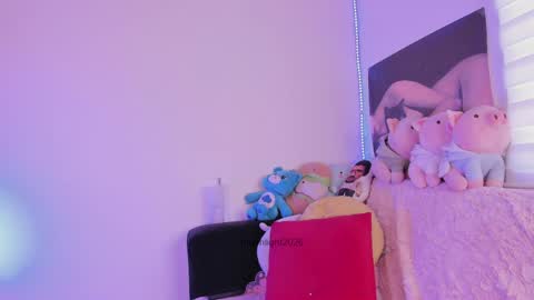 moonliight__ online show from May 20, 4:35 pm