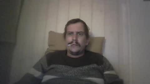 Snapshot of moonlines chatting on October 13, 11:38 pm BouncyBoner online show from October 13, 11:38 pm