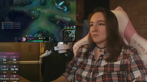 Katrin online show from June 9, 9:37 pm