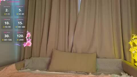 moonmimmi online show from March 18, 3:20 am