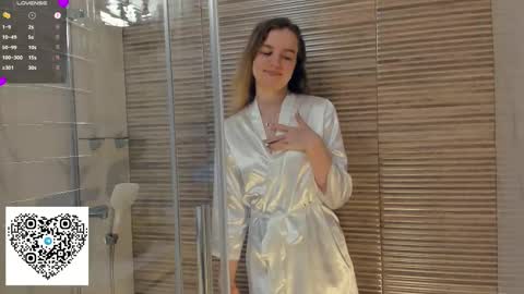 Eva online show from November 1, 8:11 pm