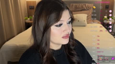 Snapshot of moonrenata chatting on October 18, 6:41 pm Ri online show from October 18, 6:41 pm