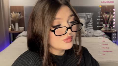 Snapshot of moonrenata chatting on November 11, 9:48 pm Ri online show from November 11, 9:48 pm