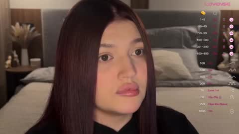 Snapshot of moonrenata chatting on November 24, 11:04 pm Ri online show from November 24, 11:04 pm