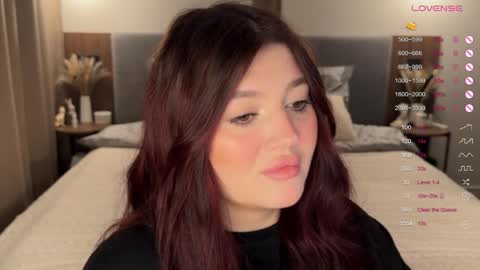 Snapshot of moonrenata chatting on December 2, 8:37 pm Ri online show from December 2, 8:37 pm