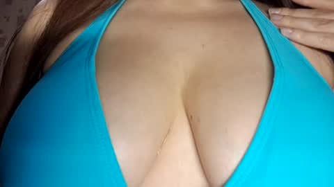 Snapshot of moonrose69 chatting on June 16, 12:13 am moonrose69 online show from June 16, 12:13 am