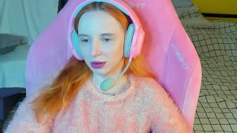 Snapshot of moonscarr chatting on March 18, 8:45 pm Coraline online show from March 18, 8:45 pm