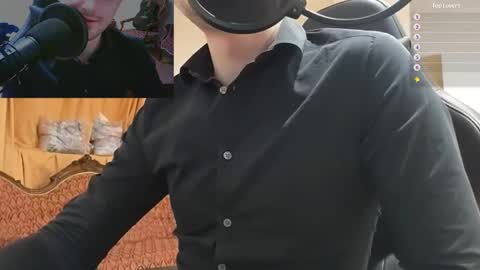 Moonsire online show from January 10, 5:02 pm