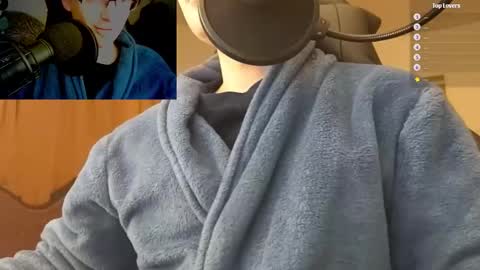 Moonsire online show from January 13, 8:05 am