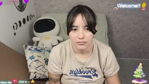 Snapshot of moonwoman_ chatting on December 28, 2:54 am Moon Woman online show from December 28, 2:54 am