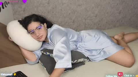 Snapshot of moonwoman_ chatting on January 30, 6:03 am Moon Woman online show from January 30, 6:03 am