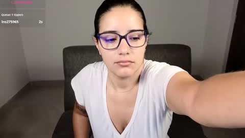 Snapshot of moonwoman_ chatting on September 10, 8:14 am Moon Woman online show from September 10, 8:14 am