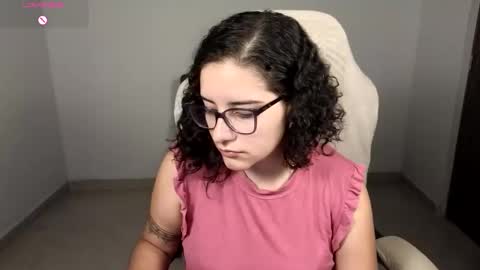 Snapshot of moonwoman_ chatting on September 12, 11:37 pm Moon Woman online show from September 12, 11:37 pm
