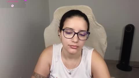 Moon Woman online show from November 17, 3:12 am