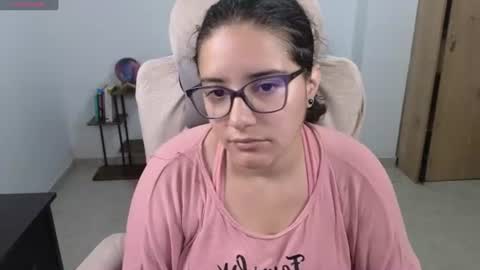 Moon Woman online show from June 16, 3:53 am