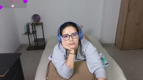 Moon Woman online show from July 14, 10:21 am