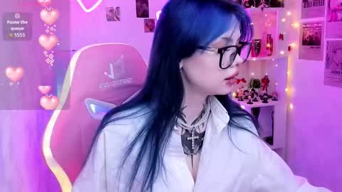 Snapshot of morana_batt chatting on February 16, 2:18 am Morana online show from February 16, 2:18 am