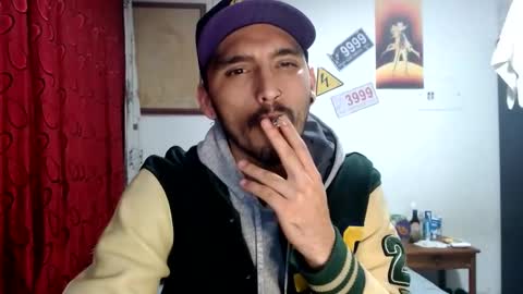 Abelardo online show from December 12, 3:32 am
