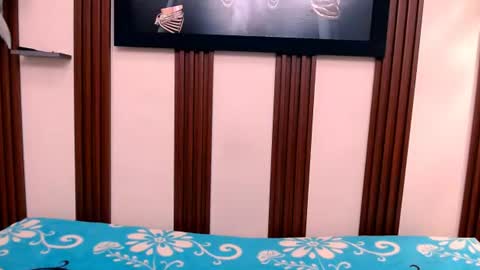 alexia online show from June 21, 6:54 pm