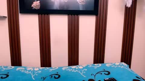 alexia online show from June 29, 7:58 pm