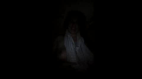 moren_1101 online show from April 18, 4:00 pm