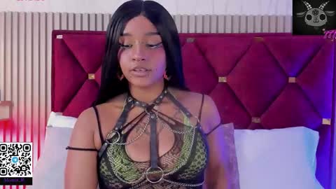 Morticia online show from March 24, 2:38 am