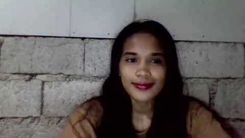 morenagirlpinay18 online show from February 17, 11:44 pm