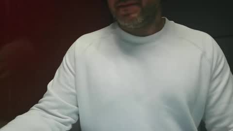 Snapshot of morepassion4u chatting on October 21, 1:34 pm morepassion4u online show from October 21, 1:34 pm