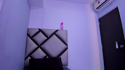 Snapshot of morgan_82ws chatting on June 14, 12:07 pm morgan_82ws online show from June 14, 12:07 pm