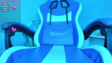 MORGAN CUTE - MODEL online show from November 3, 4:14 am