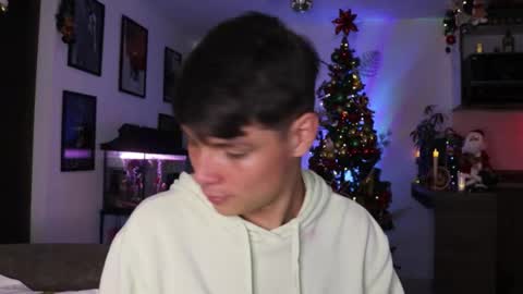   online show from December 2, 10:45 pm