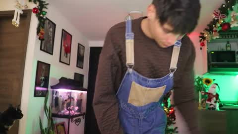   online show from January 1, 1:37 am