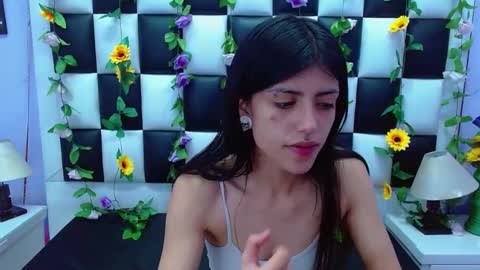 morganasmit_ online show from February 4, 1:27 pm