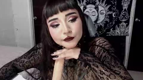 Morgan Moon online show from November 26, 9:38 pm