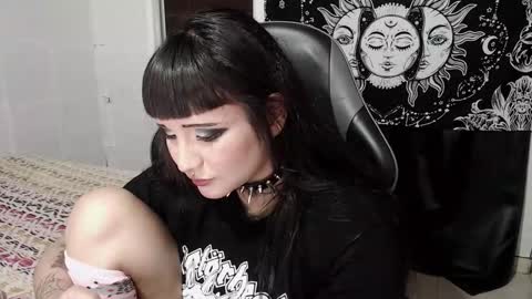 Snapshot of morganmoon1 chatting on February 24, 4:38 pm Morgan Moon online show from February 24, 4:38 pm