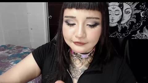 Snapshot of morganmoon1 chatting on March 24, 5:18 pm Morgan Moon online show from March 24, 5:18 pm