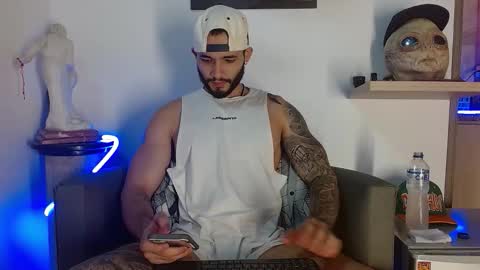 Snapshot of morgann_jones chatting on February 12, 4:46 pm morgan online show from February 12, 4:46 pm