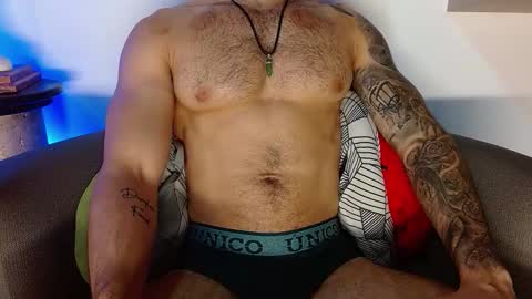 Snapshot of morgann_jones chatting on March 3, 2:50 am morgan online show from March 3, 2:50 am