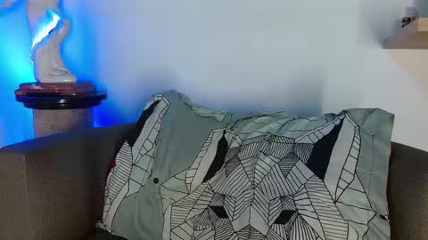 Snapshot of morgann_jones chatting on March 5, 7:10 pm morgan online show from March 5, 7:10 pm